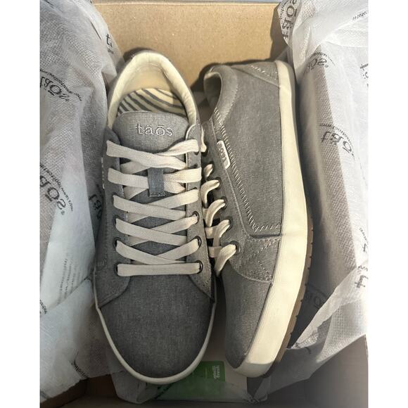 Taos Star Iconic Grey Canvas Shoe - Size 9 - Picture 3 of 7